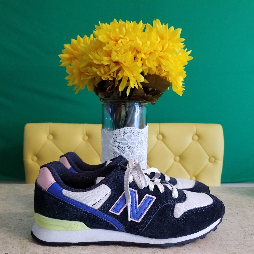 New Balance Running Shoes Womens size 9